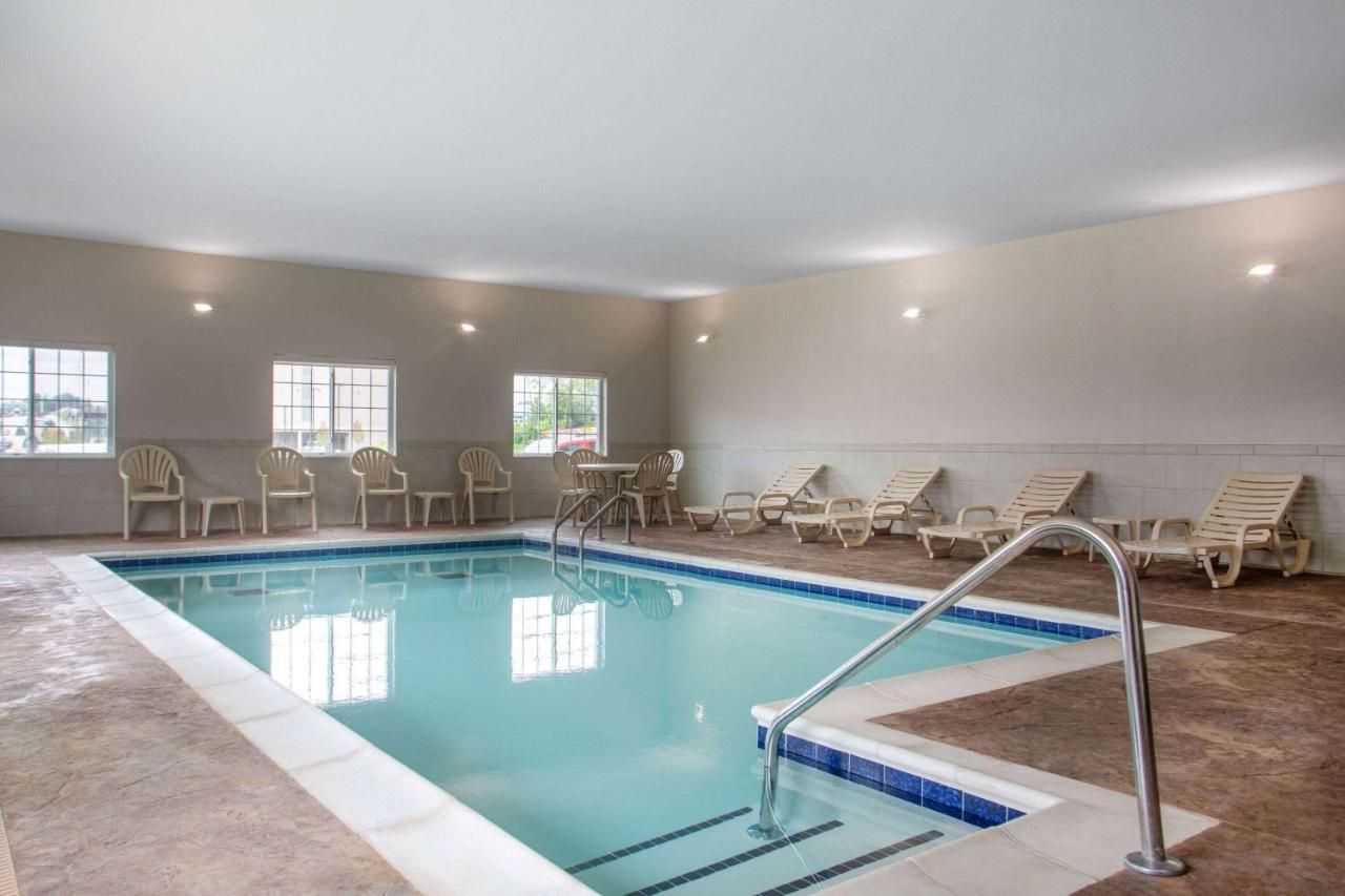 Microtel Inn & Suites By Wyndham Liberty Ne Kansas City Area Exteriör bild