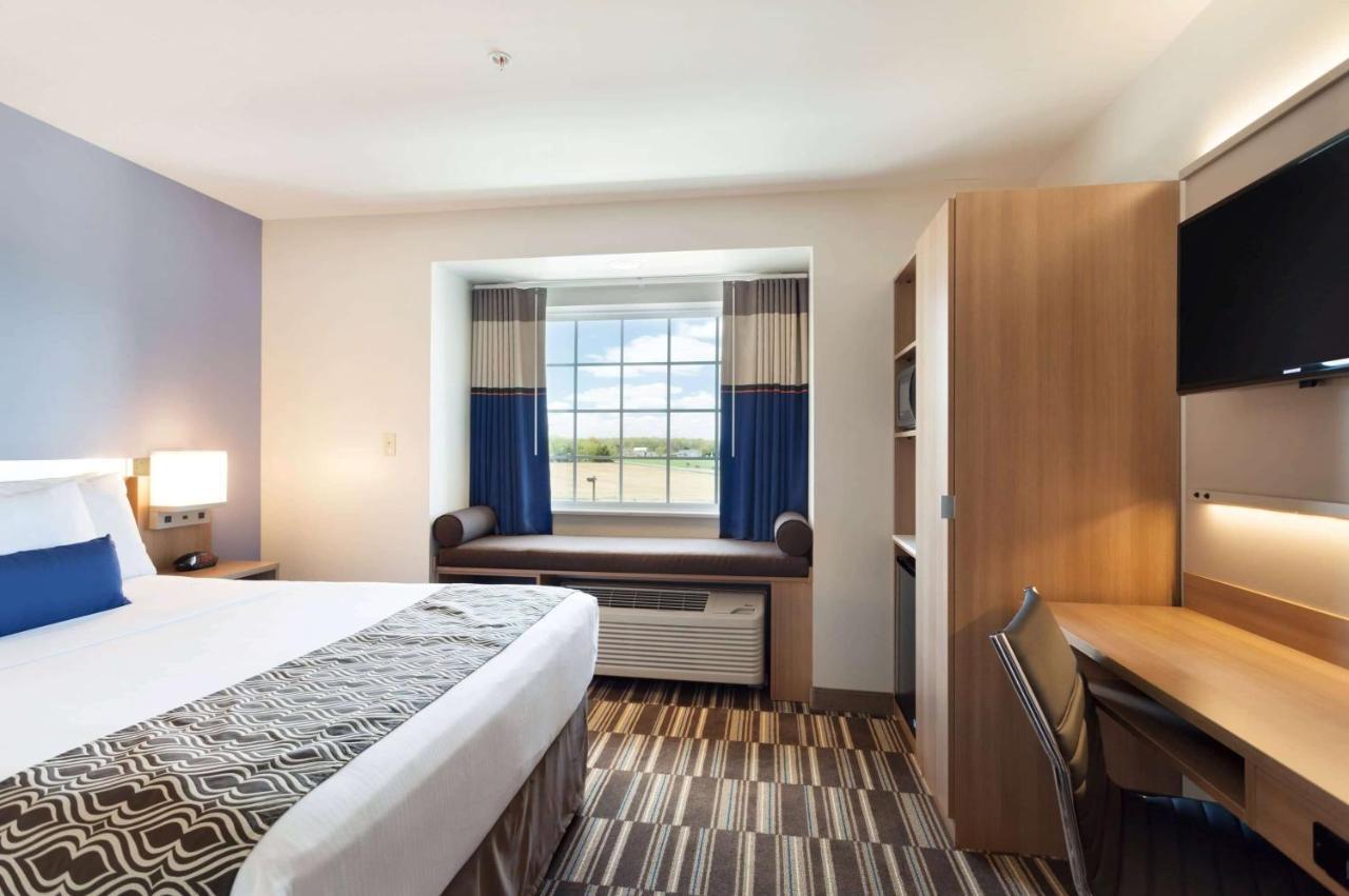 Microtel Inn & Suites By Wyndham Liberty Ne Kansas City Area Exteriör bild